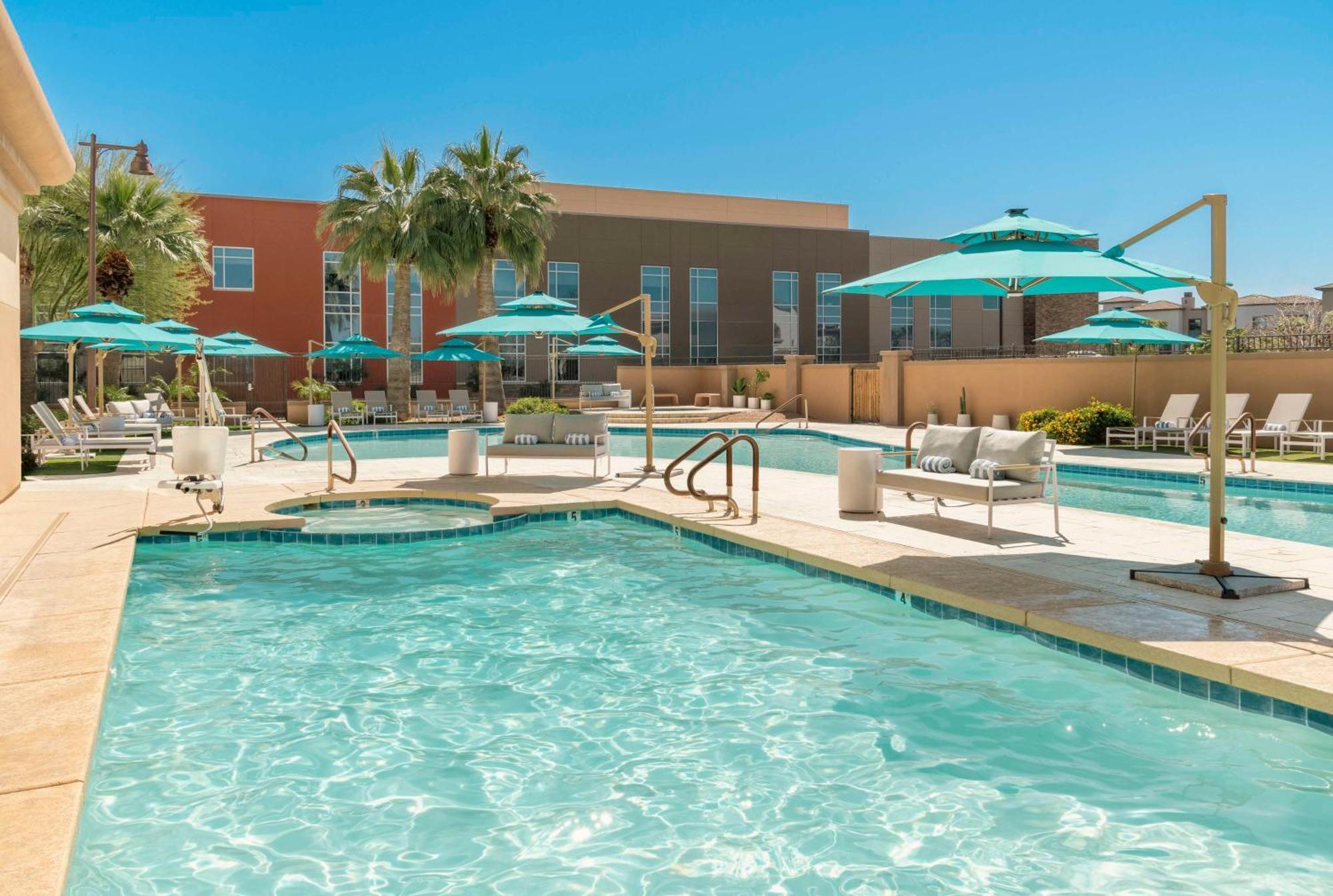 Doubletree By Hilton Phoenix-Gilbert Eksteriør bilde